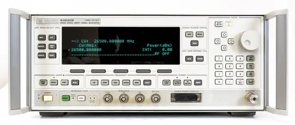 سیگنال ژنراتور Agilent 83630A